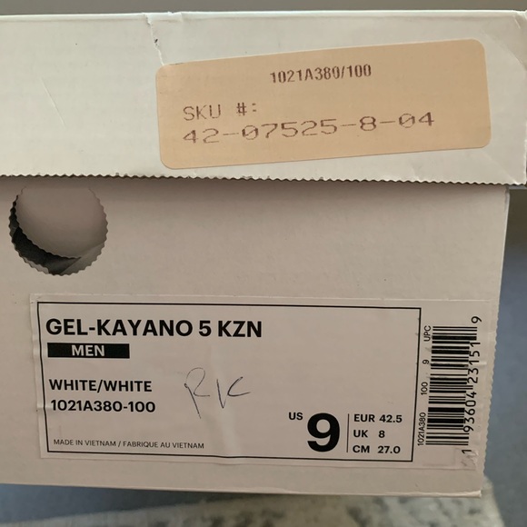 ASICS - Picture 6 of 6